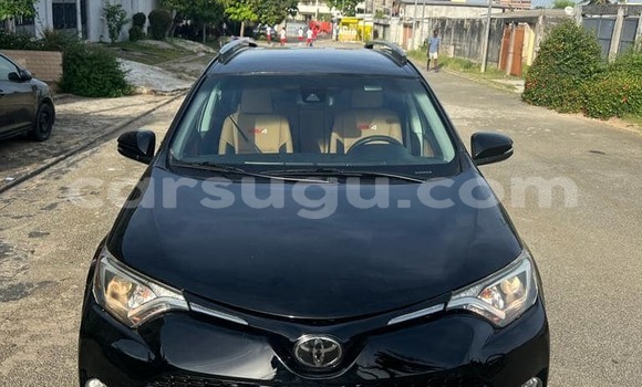 Sayi Na hannu Toyota RAV4 Black Mota in Ouagadougou a Burkina Faso Sayi Na hannu Toyota RAV4 Black Mota in Ouagadougou a Burkina Faso