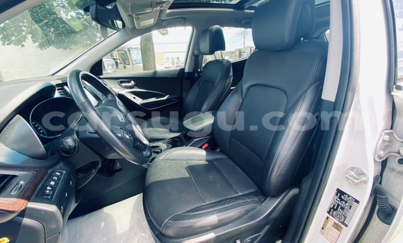 Sayi Na hannu Chevrolet Cruze White Mota in Ouagadougou a Burkina Faso Sayi Na hannu Chevrolet Cruze White Mota in Ouagadougou a Burkina Faso