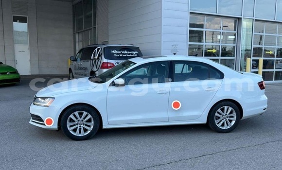 Sayi Na hannu Volkswagen Jetta White Mota in Ouagadougou a Burkina Faso Sayi Na hannu Volkswagen Jetta White Mota in Ouagadougou a Burkina Faso