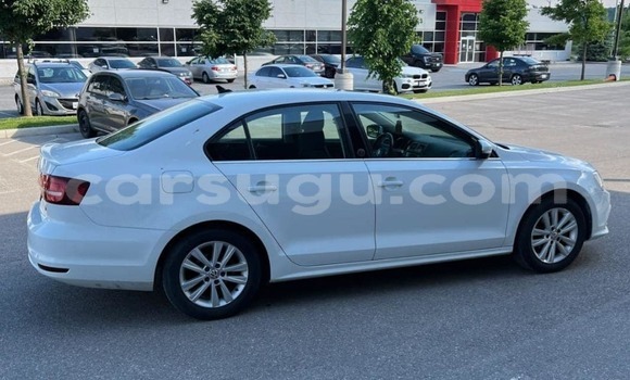 Sayi Na hannu Volkswagen Jetta White Mota in Ouagadougou a Burkina Faso Sayi Na hannu Volkswagen Jetta White Mota in Ouagadougou a Burkina Faso