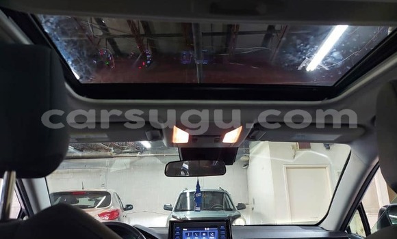 Sayi Na hannu Toyota RAV4 Azurfa Mota in Ouagadougou a Burkina Faso Sayi Na hannu Toyota RAV4 Azurfa Mota in Ouagadougou a Burkina Faso