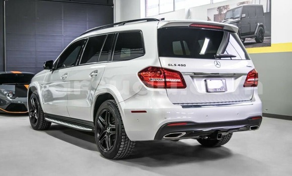 Sayi Na hannu Mercedes-Benz GLS-klasse Azurfa Mota in Ouagadougou a Burkina Faso Sayi Na hannu Mercedes-Benz GLS-klasse Azurfa Mota in Ouagadougou a Burkina Faso