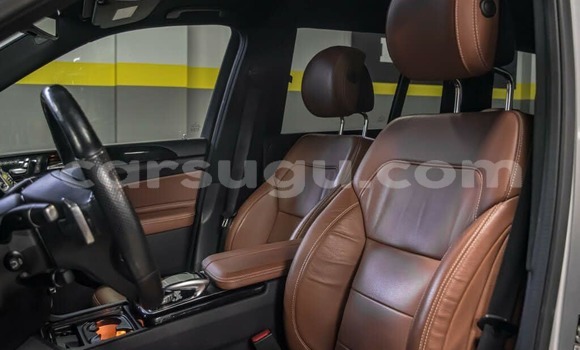 Sayi Na hannu Mercedes-Benz GLS-klasse Azurfa Mota in Ouagadougou a Burkina Faso Sayi Na hannu Mercedes-Benz GLS-klasse Azurfa Mota in Ouagadougou a Burkina Faso