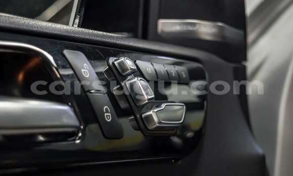 Sayi Na hannu Mercedes-Benz GLS-klasse Azurfa Mota in Ouagadougou a Burkina Faso Sayi Na hannu Mercedes-Benz GLS-klasse Azurfa Mota in Ouagadougou a Burkina Faso