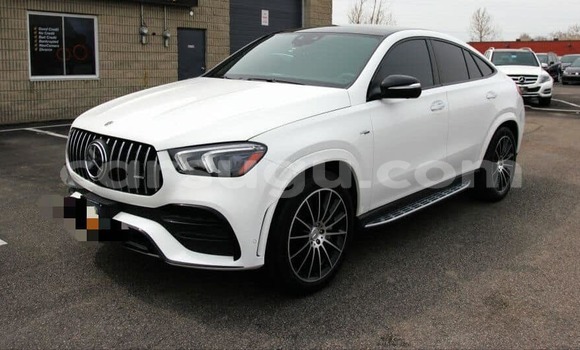 Sayi Na hannu Mercedes-Benz AMG GLE White Mota in Ouagadougou a Burkina Faso Sayi Na hannu Mercedes-Benz AMG GLE White Mota in Ouagadougou a Burkina Faso