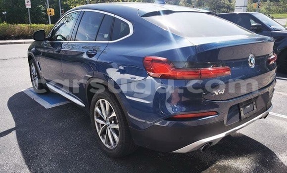 Sayi Na hannu BMW X4 Blue Mota in Ouagadougou a Burkina Faso Sayi Na hannu BMW X4 Blue Mota in Ouagadougou a Burkina Faso