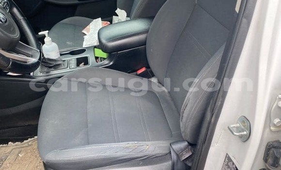 Sayi Na hannu Kia Sorento White Mota in Ouagadougou a Burkina Faso Sayi Na hannu Kia Sorento White Mota in Ouagadougou a Burkina Faso