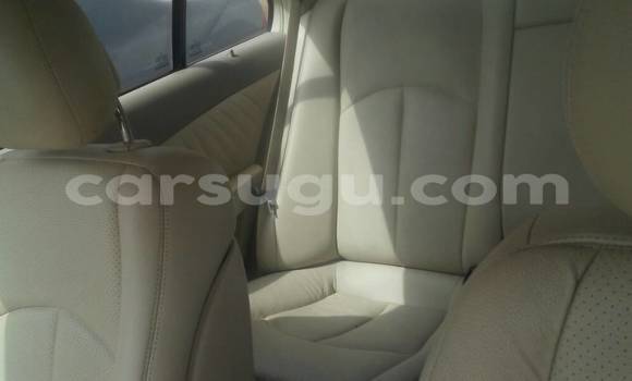 Acheter Occasion Voiture Mercedes-Benz E–Class Gris à Ouagadougou, Burkina-Faso Acheter Occasion Voiture Mercedes-Benz E–Class Gris à Ouagadougou, Burkina-Faso