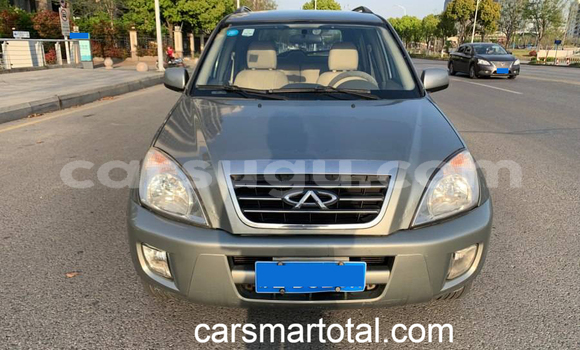 Buy Used Chery Tiggo (T11) Silver Car in Bobo Dioulasso in Burkina Faso Buy Used Chery Tiggo (T11) Silver Car in Bobo Dioulasso in Burkina Faso