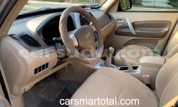 Buy Used Chery Tiggo (T11) Silver Car in Bobo Dioulasso in Burkina Faso Buy Used Chery Tiggo (T11) Silver Car in Bobo Dioulasso in Burkina Faso