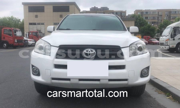 Buy Used Toyota RAV4 White Car in Bousse in Kourweogo Buy Used Toyota RAV4 White Car in Bousse in Kourweogo