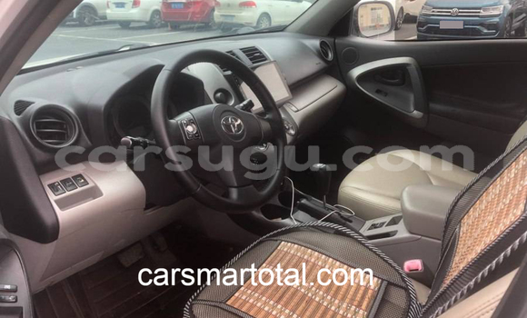 Buy Used Toyota RAV4 White Car in Bousse in Kourweogo Buy Used Toyota RAV4 White Car in Bousse in Kourweogo