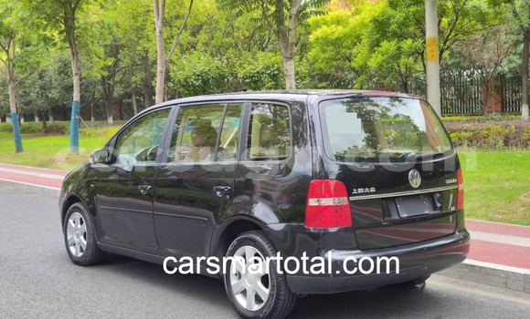 Buy Used Volkswagen Touran Silver Car in Tenkodogo in Burkina Faso Buy Used Volkswagen Touran Silver Car in Tenkodogo in Burkina Faso