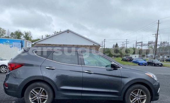 Sayi Na hannu Hyundai Santa Fe Blue Mota in Ouagadougou a Burkina Faso Sayi Na hannu Hyundai Santa Fe Blue Mota in Ouagadougou a Burkina Faso