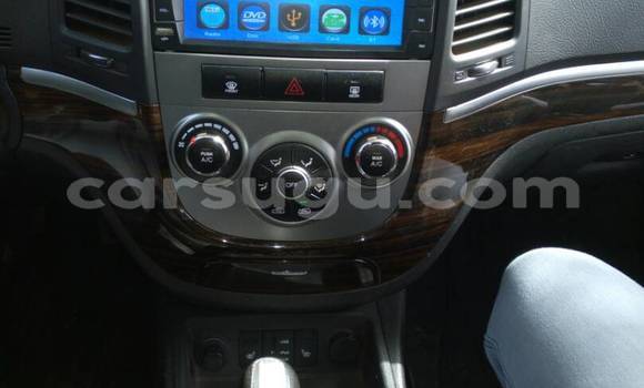 Acheter Occasion Voiture Hyundai Santa Fe Bleu à Ouagadougou, Burkina-Faso Acheter Occasion Voiture Hyundai Santa Fe Bleu à Ouagadougou, Burkina-Faso