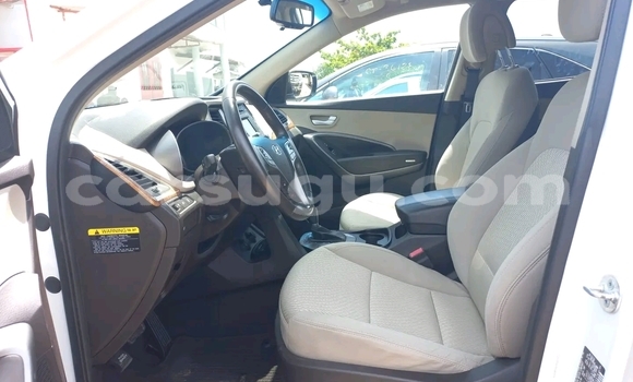 Acheter Occasion Voiture Hyundai Santa Fe Autre à Ouagadougou, Burkina-Faso Acheter Occasion Voiture Hyundai Santa Fe Autre à Ouagadougou, Burkina-Faso