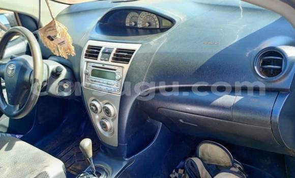 Acheter Occasion Voiture Toyota Yaris Gris à Ouagadougou, Burkina-Faso Acheter Occasion Voiture Toyota Yaris Gris à Ouagadougou, Burkina-Faso