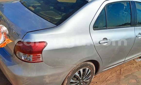 Acheter Occasion Voiture Toyota Yaris Gris à Ouagadougou, Burkina-Faso Acheter Occasion Voiture Toyota Yaris Gris à Ouagadougou, Burkina-Faso