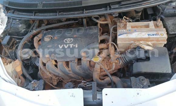 Acheter Occasion Voiture Toyota Yaris Blanc à Ouagadougou, Burkina-Faso Acheter Occasion Voiture Toyota Yaris Blanc à Ouagadougou, Burkina-Faso