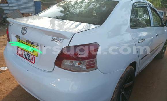 Acheter Occasion Voiture Toyota Yaris Blanc à Ouagadougou, Burkina-Faso Acheter Occasion Voiture Toyota Yaris Blanc à Ouagadougou, Burkina-Faso