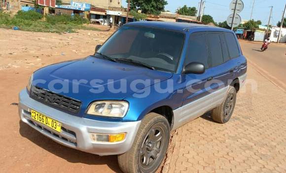 Sayi Na hannu Toyota RAV4 Blue Mota in Ouagadougou a Burkina Faso Sayi Na hannu Toyota RAV4 Blue Mota in Ouagadougou a Burkina Faso