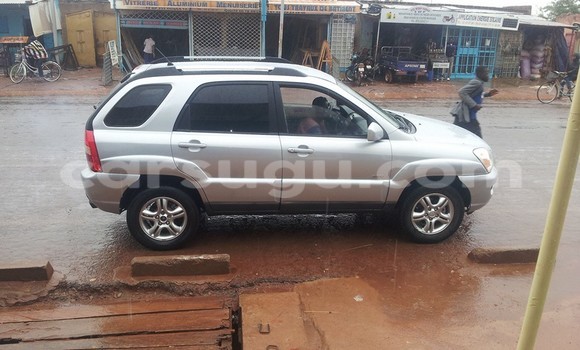 Acheter Occasion Voiture Kia Sportage Gris à Ouagadougou, Burkina-Faso