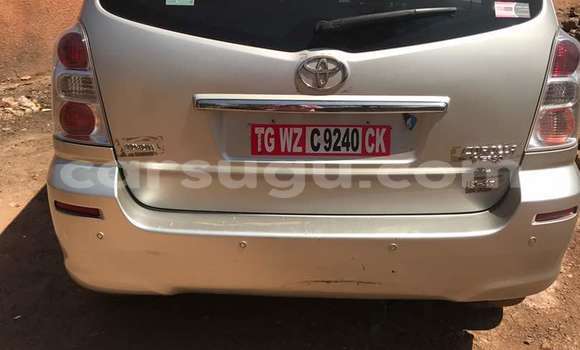 Acheter Neuf Voiture Toyota Verso Gris à Ouagadougou, Burkina-Faso Acheter Neuf Voiture Toyota Verso Gris à Ouagadougou, Burkina-Faso