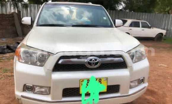 Acheter Occasion Voiture Toyota 4Runner Blanc à Ouagadougou, Burkina-Faso Acheter Occasion Voiture Toyota 4Runner Blanc à Ouagadougou, Burkina-Faso