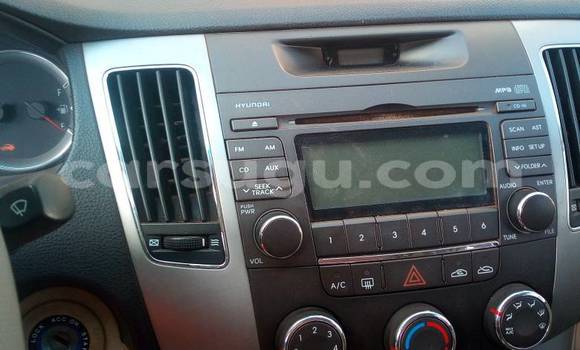 Acheter Occasion Voiture Hyundai Sonata Blanc à Ouagadougou, Burkina-Faso Acheter Occasion Voiture Hyundai Sonata Blanc à Ouagadougou, Burkina-Faso