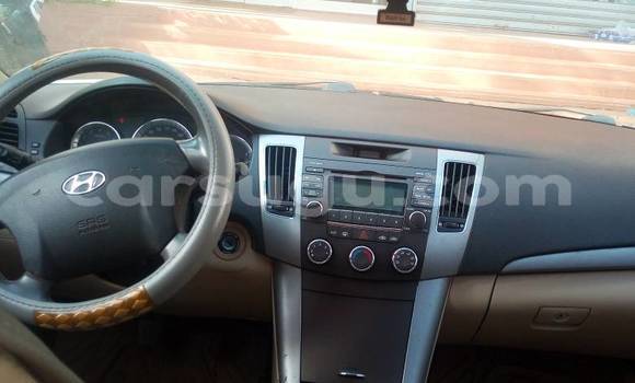 Acheter Occasion Voiture Hyundai Sonata Blanc à Ouagadougou, Burkina-Faso Acheter Occasion Voiture Hyundai Sonata Blanc à Ouagadougou, Burkina-Faso