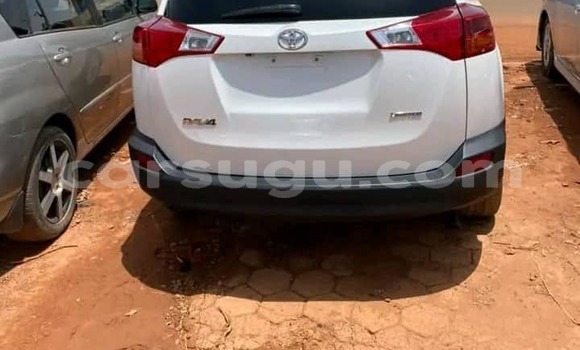 Buy Used Toyota RAV4 White Car in Ouagadougou in Burkina Faso Buy Used Toyota RAV4 White Car in Ouagadougou in Burkina Faso