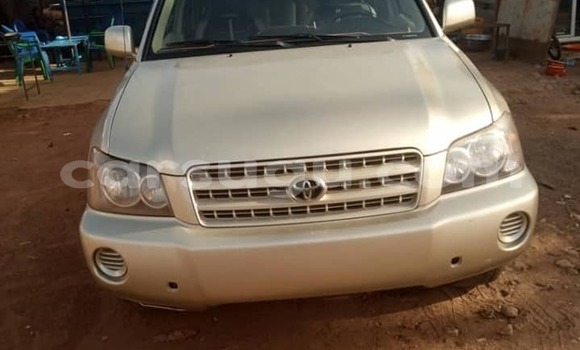 Buy Used Toyota Highlander Beige Car in Ouagadougou in Burkina Faso Buy Used Toyota Highlander Beige Car in Ouagadougou in Burkina Faso