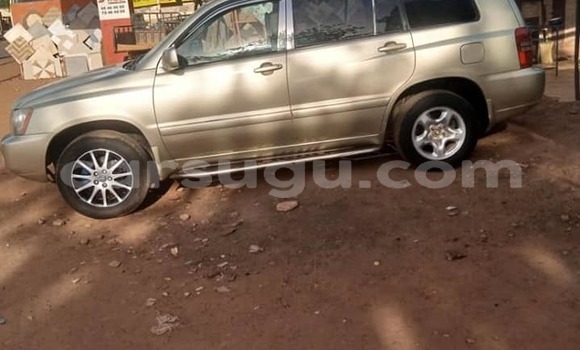 Buy Used Toyota Highlander Beige Car in Ouagadougou in Burkina Faso Buy Used Toyota Highlander Beige Car in Ouagadougou in Burkina Faso