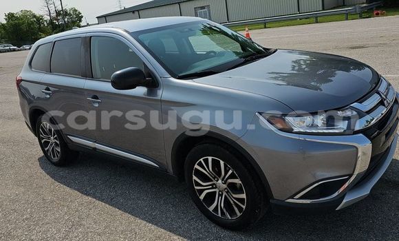 Acheter Occasion Voiture Mitsubishi Outlander Gris à Ouagadougou, Burkina-Faso Acheter Occasion Voiture Mitsubishi Outlander Gris à Ouagadougou, Burkina-Faso