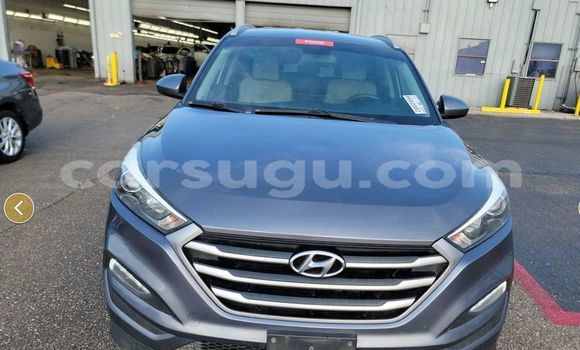 Acheter Occasion Voiture Hyundai Tucson Gris à Ouagadougou, Burkina-Faso Acheter Occasion Voiture Hyundai Tucson Gris à Ouagadougou, Burkina-Faso