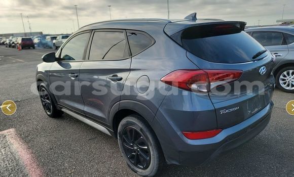 Acheter Occasion Voiture Hyundai Tucson Gris à Ouagadougou, Burkina-Faso Acheter Occasion Voiture Hyundai Tucson Gris à Ouagadougou, Burkina-Faso