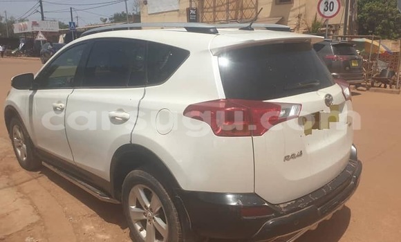 Buy Used Toyota RAV4 White Car in Ouagadougou in Burkina Faso Buy Used Toyota RAV4 White Car in Ouagadougou in Burkina Faso