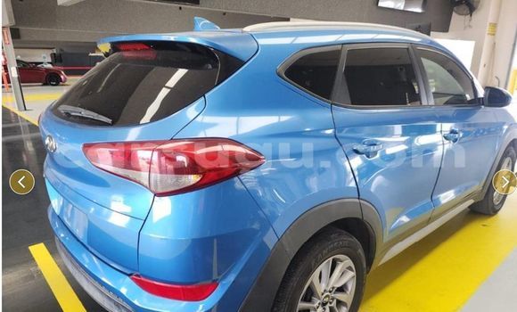 Acheter Occasion Voiture Hyundai Tucson Bleu à Ouagadougou, Burkina-Faso Acheter Occasion Voiture Hyundai Tucson Bleu à Ouagadougou, Burkina-Faso