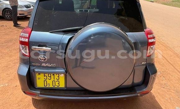 Buy Used Toyota RAV4 Silver Car in Ouagadougou in Burkina Faso Buy Used Toyota RAV4 Silver Car in Ouagadougou in Burkina Faso