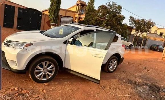 Buy Used Toyota RAV4 White Car in Ouagadougou in Burkina Faso Buy Used Toyota RAV4 White Car in Ouagadougou in Burkina Faso