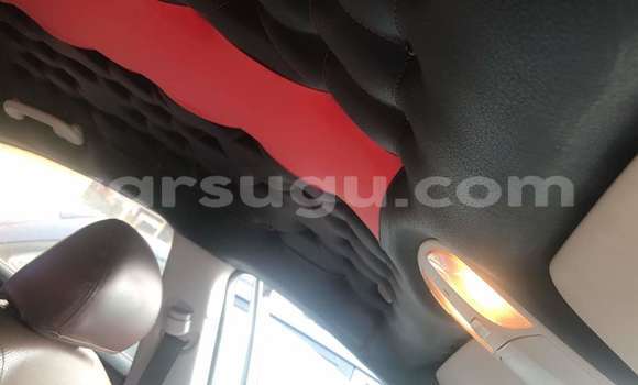 Acheter Occasion Voiture Hyundai Sonata Blanc à Ouagadougou, Burkina-Faso Acheter Occasion Voiture Hyundai Sonata Blanc à Ouagadougou, Burkina-Faso