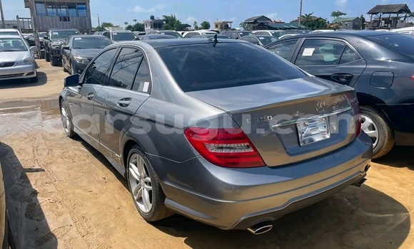 Acheter Occasion Voiture Mercedes-Benz C–Class Autre à Ouagadougou, Burkina-Faso Acheter Occasion Voiture Mercedes-Benz C–Class Autre à Ouagadougou, Burkina-Faso