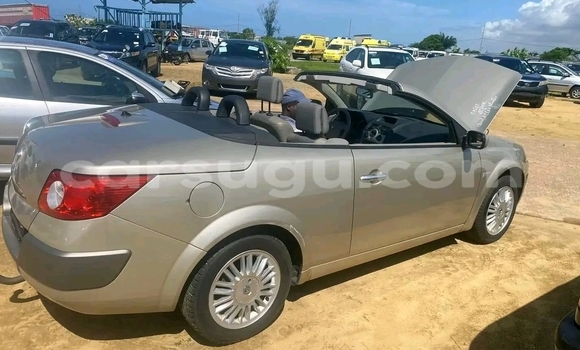 Sayi Na hannu Renault Megane Sauran Mota in Ouagadougou a Burkina Faso Sayi Na hannu Renault Megane Sauran Mota in Ouagadougou a Burkina Faso