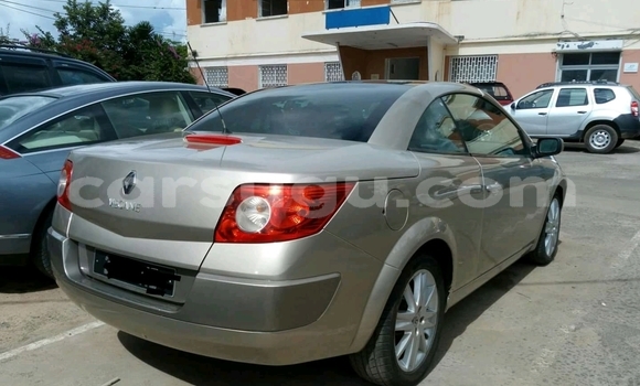 Sayi Na hannu Renault Megane Sauran Mota in Ouagadougou a Burkina Faso Sayi Na hannu Renault Megane Sauran Mota in Ouagadougou a Burkina Faso