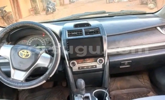 Acheter Occasion Voiture Toyota Camry Blanc à Ouagadougou, Burkina-Faso Acheter Occasion Voiture Toyota Camry Blanc à Ouagadougou, Burkina-Faso