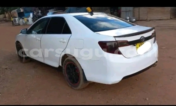 Acheter Occasion Voiture Toyota Camry Blanc à Ouagadougou, Burkina-Faso Acheter Occasion Voiture Toyota Camry Blanc à Ouagadougou, Burkina-Faso