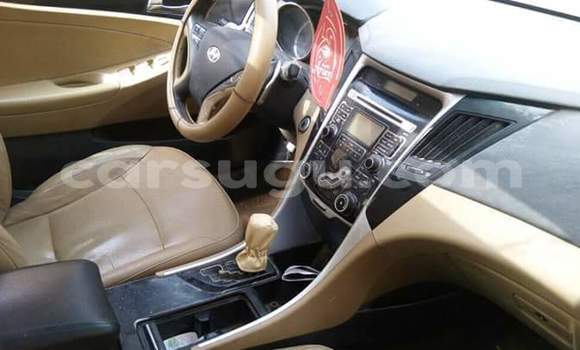 Acheter Occasion Voiture Hyundai Sonata Blanc à Ouagadougou, Burkina-Faso Acheter Occasion Voiture Hyundai Sonata Blanc à Ouagadougou, Burkina-Faso