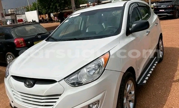 Acheter Occasion Voiture Hyundai Tucson Blanc à Ouagadougou, Burkina-Faso Acheter Occasion Voiture Hyundai Tucson Blanc à Ouagadougou, Burkina-Faso