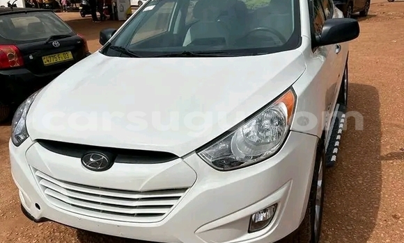 Acheter Occasion Voiture Hyundai Tucson Blanc à Ouagadougou, Burkina-Faso Acheter Occasion Voiture Hyundai Tucson Blanc à Ouagadougou, Burkina-Faso