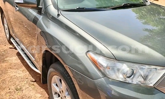 Acheter Occasion Voiture Toyota Highlander Autre à Ouagadougou, Burkina-Faso Acheter Occasion Voiture Toyota Highlander Autre à Ouagadougou, Burkina-Faso